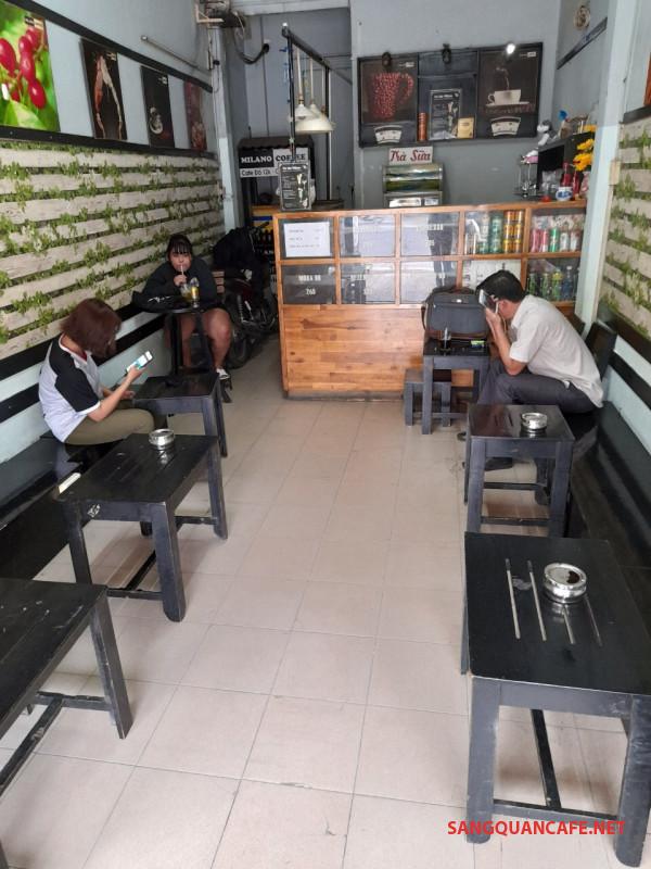 Sang quán Milano coffee mặt tiền QL13 đối diện bến xe Miền Đông quận Bình Thạnh.