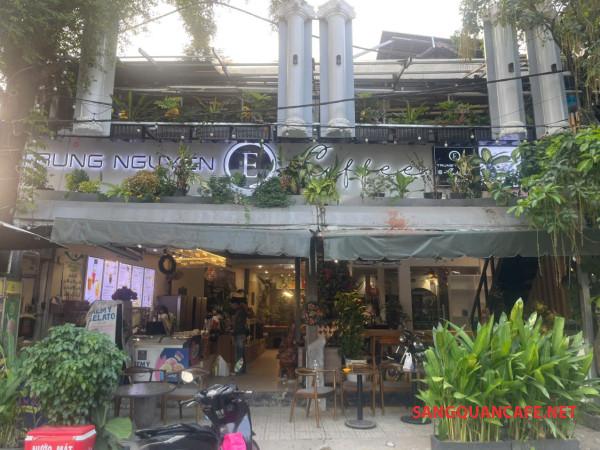 Sang Nhượng Quán Cafe Ở Trung Tâm Quận 7